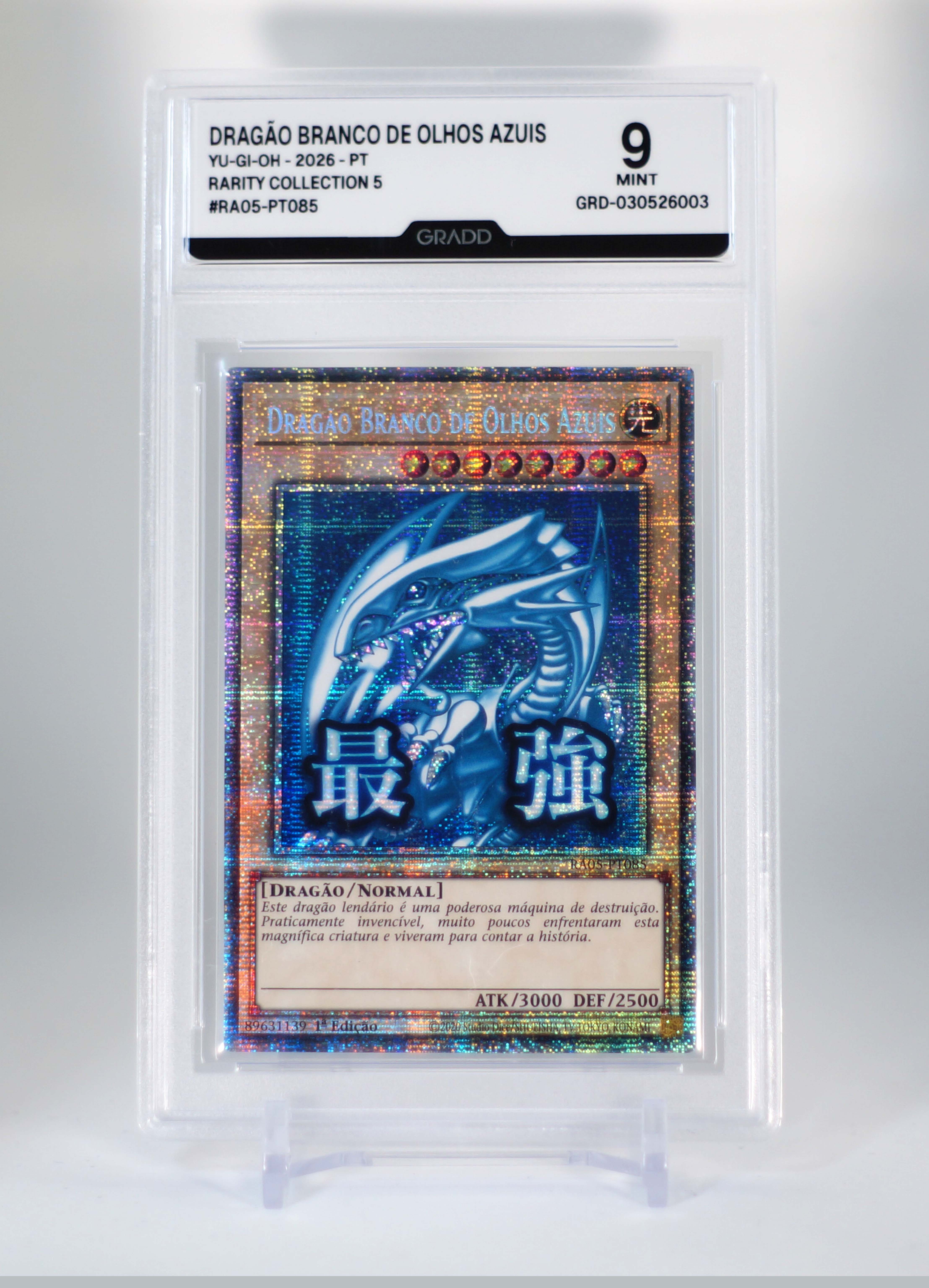 Dragão Branco de Olhos Azuis (Starlight Rare)
